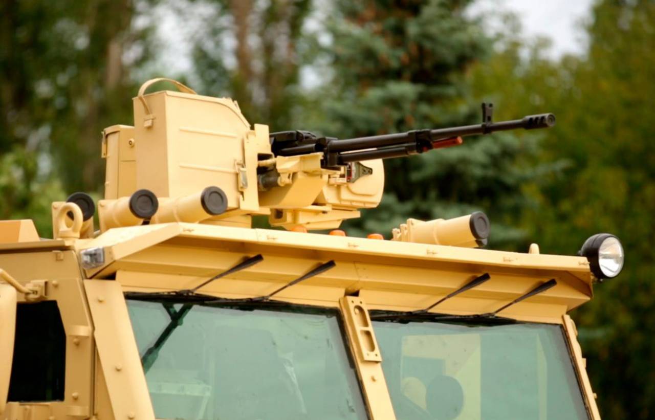 Новейшее 120-мм самоходное артиллерийское орудие «Флокс»