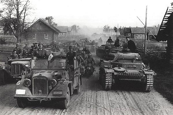 танковая колонна немцев