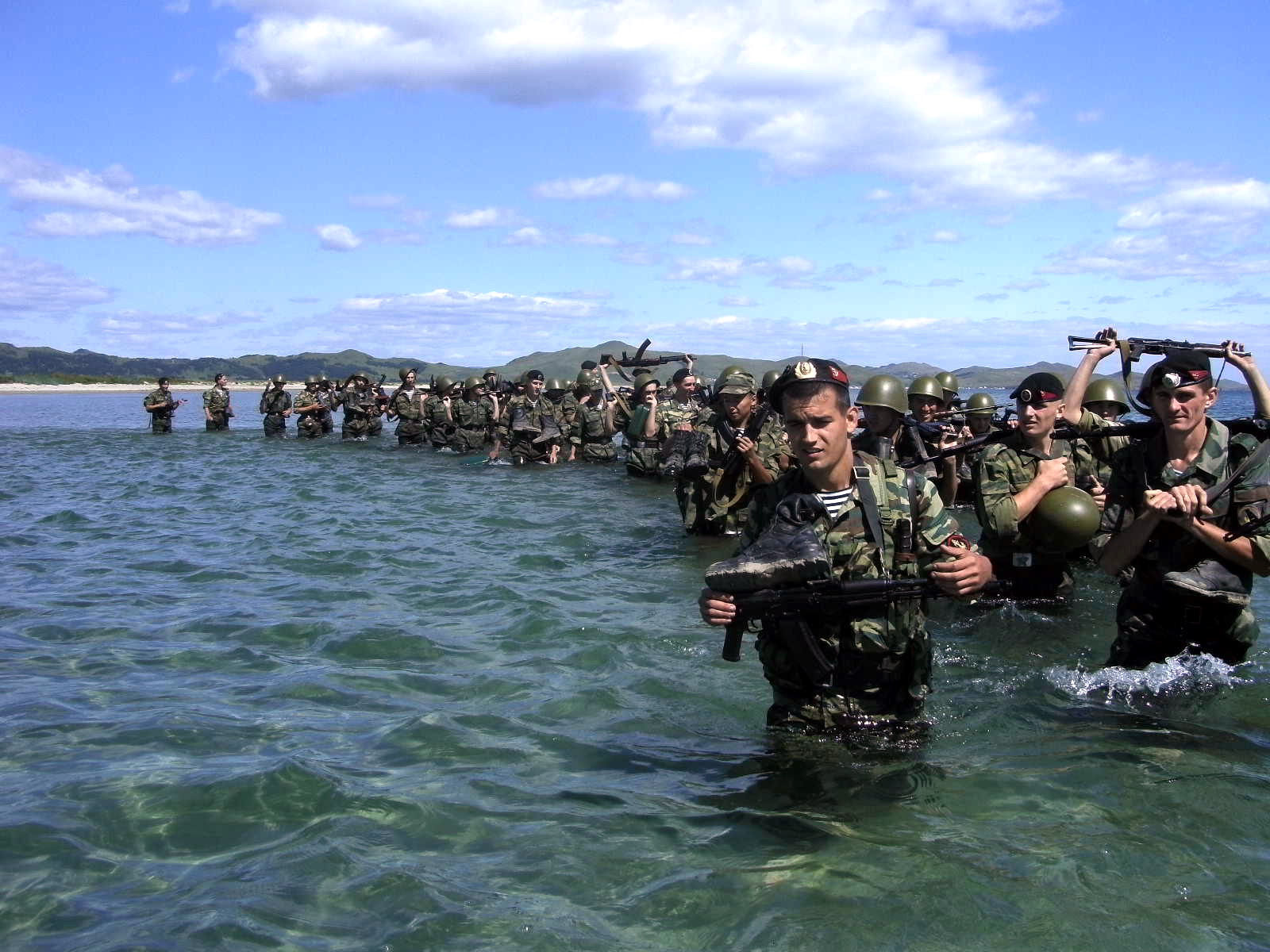 Министерство обороны опубликовало видео ко Дню морской пехоты